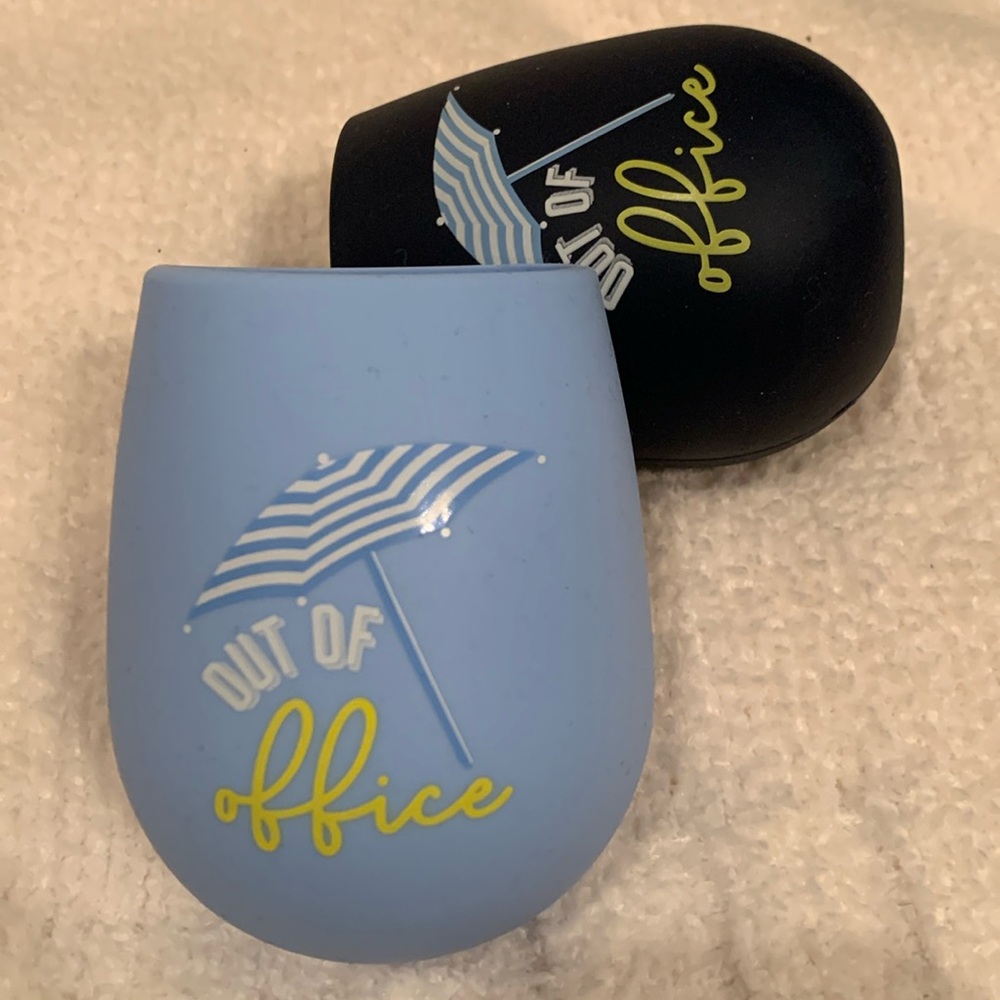 Non-breakable, flexible wine drinkware